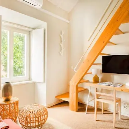Loft Vermelho Acolhedor Na Graca -autentica Joia De Апартаменты *