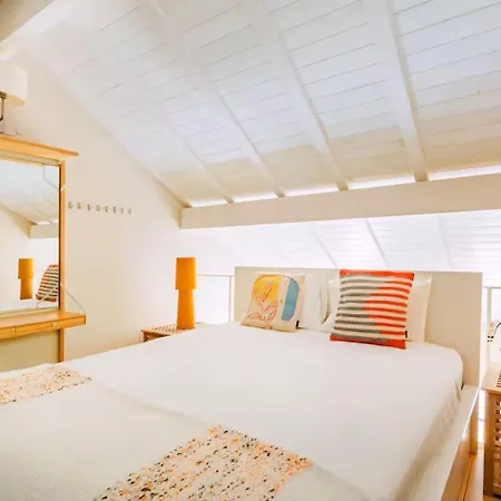 Loft Vermelho Acolhedor Na Graca -autentica Joia De Апартаменты *