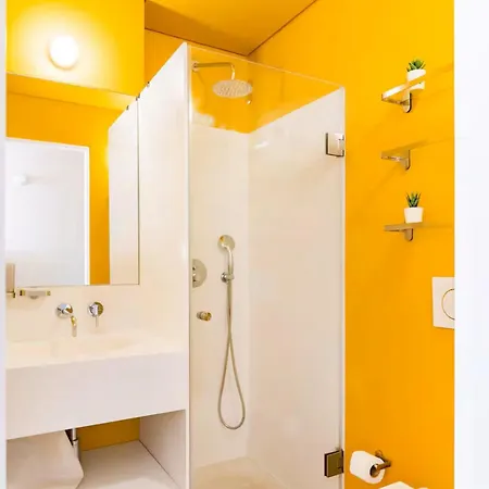 Loft Vermelho Acolhedor Na Graca -autentica Joia De Апартаменты Лиссабон