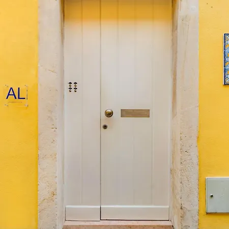 Апартаменты Loft Vermelho Acolhedor Na Graca -autentica Joia De